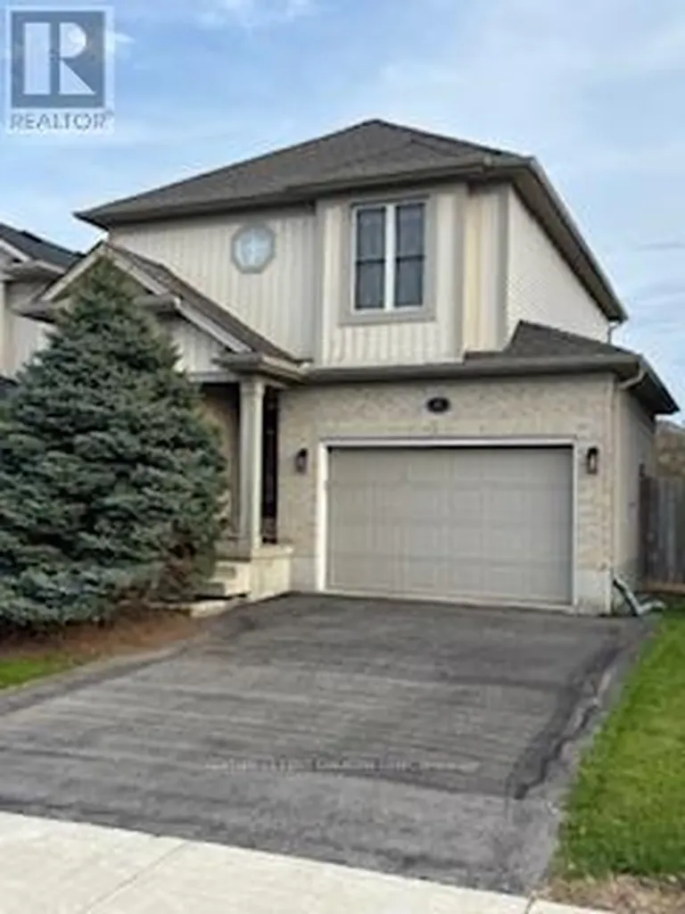 4 Southgate Parkway St. Thomas ON N5R 6M1