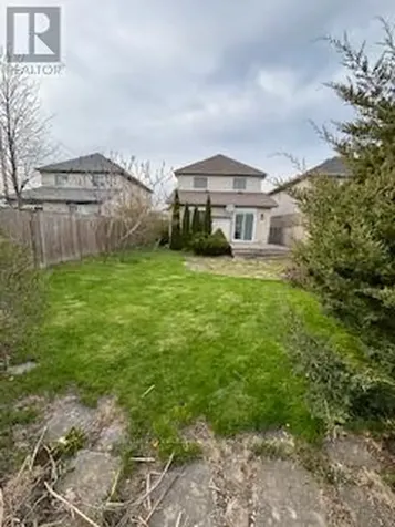 4 Southgate Parkway St. Thomas ON N5R 6M1