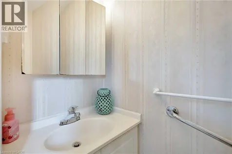 32 Montclair Crescent Simcoe ON N3Y 4R9