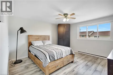 32 Montclair Crescent Simcoe ON N3Y 4R9