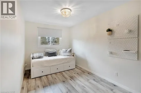 32 Montclair Crescent Simcoe ON N3Y 4R9