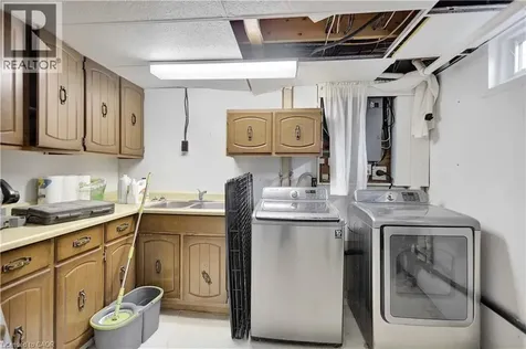32 Montclair Crescent Simcoe ON N3Y 4R9
