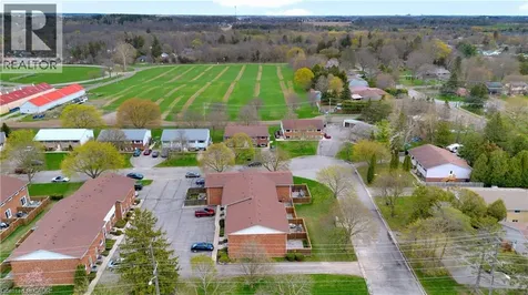 32 Montclair Crescent Simcoe ON N3Y 4R9