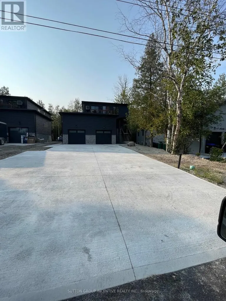 52 Marilyn Avenue South Wasaga Beach ON L9Z 2Y1