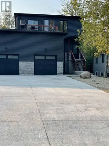 52 Marilyn Avenue South Wasaga Beach ON L9Z 2Y1
