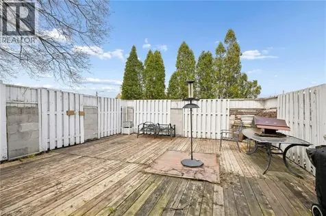 64 Francis Street North Kitchener ON N2H 5B5