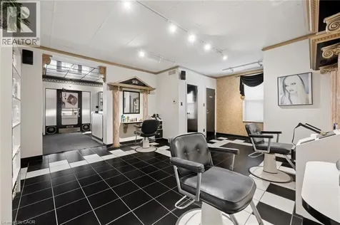 64 Francis Street North Kitchener ON N2H 5B5