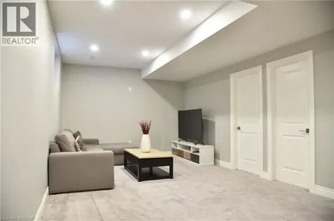 1930 Jim Hebb Way London ON N6H 5K3