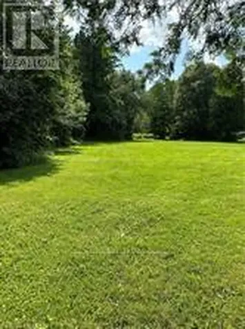 1161 Edgewood Road Hamilton ON L8B 1A1