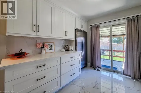 103 East 45th Street Hamilton ON L8T 3J9