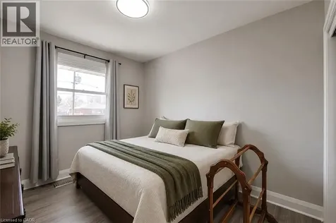 103 East 45th Street Hamilton ON L8T 3J9