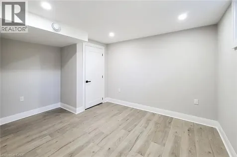 103 East 45th Street Hamilton ON L8T 3J9