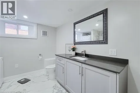 103 East 45th Street Hamilton ON L8T 3J9