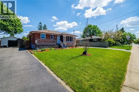 103 East 45th Street Hamilton ON L8T 3J9