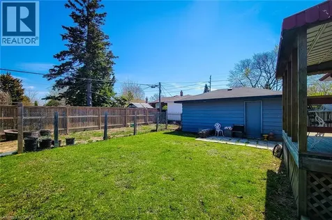 103 East 45th Street Hamilton ON L8T 3J9