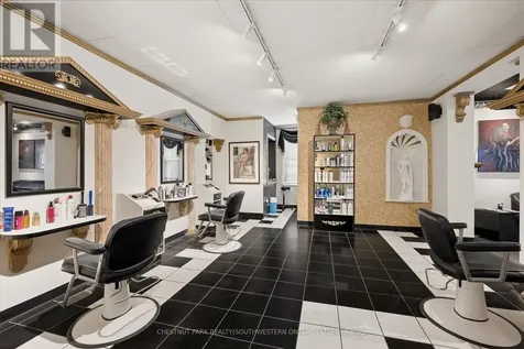 64 Francis Street North Kitchener ON N2H 5B5