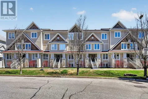 424 Hillsboro Private Ottawa ON K2M 3A8