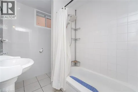 21 Beverley Street Waterloo ON N2L 2H5