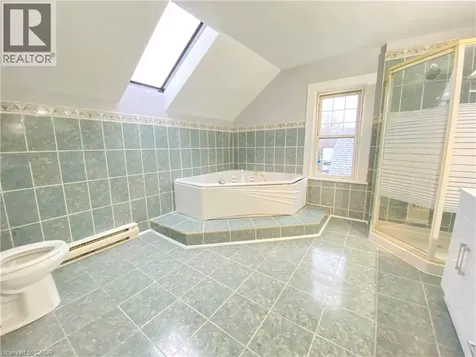 168 Garside Avenue North Hamilton ON L8H 4W6