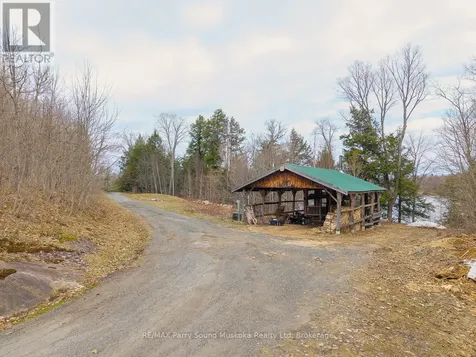 92 Blue Lake Road Seguin ON P2A 2W8