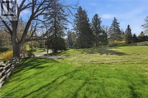 206 Lovers Lane Ancaster ON L9G 1G9