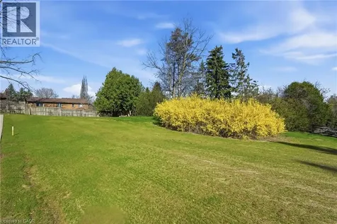 206 Lovers Lane Ancaster ON L9G 1G9
