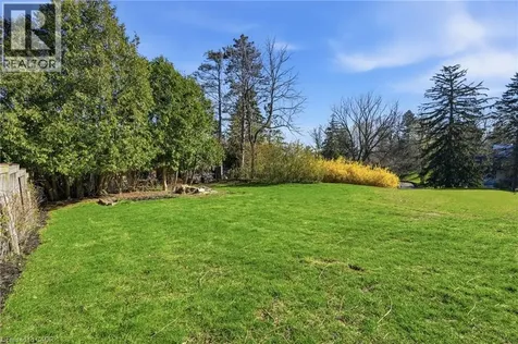 206 Lovers Lane Ancaster ON L9G 1G9