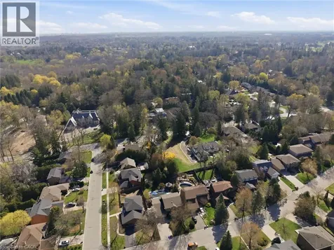 206 Lovers Lane Ancaster ON L9G 1G9