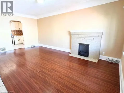214 Fairfield Avenue Hamilton ON L8H 5H6