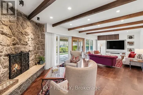 11 Lennon Drive Ottawa ON K1V 1G9