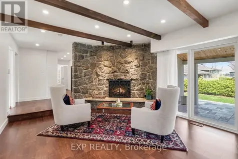 11 Lennon Drive Ottawa ON K1V 1G9