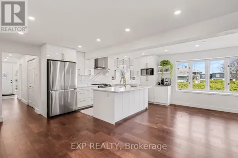 11 Lennon Drive Ottawa ON K1V 1G9