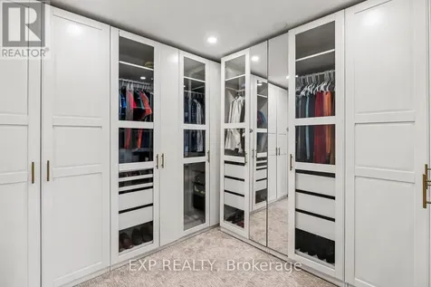 11 Lennon Drive Ottawa ON K1V 1G9