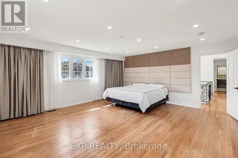 11 Lennon Drive Ottawa ON K1V 1G9