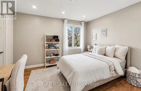11 Lennon Drive Ottawa ON K1V 1G9