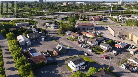1368 Labrie Avenue Ottawa ON K1B 3M1
