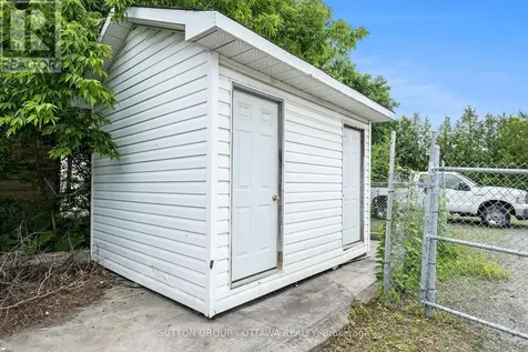 1368 Labrie Avenue Ottawa ON K1B 3M1