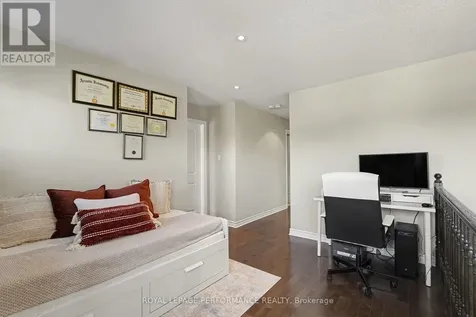 504 Yellow Birch Street Ottawa ON K1W 0J3