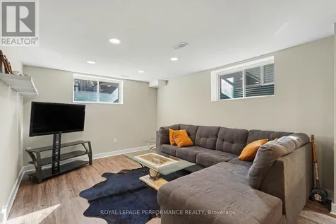 504 Yellow Birch Street Ottawa ON K1W 0J3