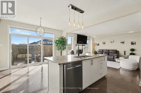 504 Yellow Birch Street Ottawa ON K1W 0J3