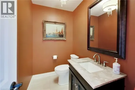 73 Lake Avenue Drive Stoney Creek ON L8G 1X7