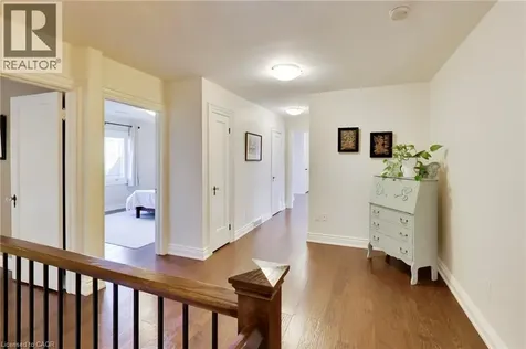 73 Lake Avenue Drive Stoney Creek ON L8G 1X7
