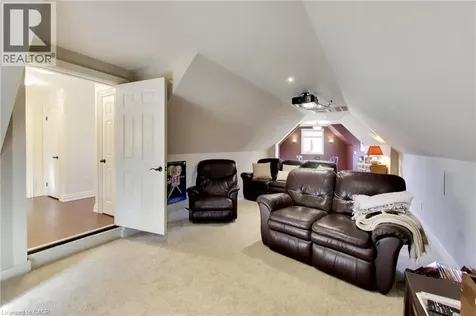 73 Lake Avenue Drive Stoney Creek ON L8G 1X7