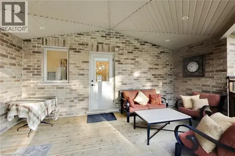 73 Lake Avenue Drive Stoney Creek ON L8G 1X7