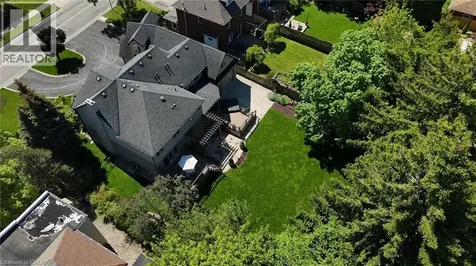73 Lake Avenue Drive Stoney Creek ON L8G 1X7