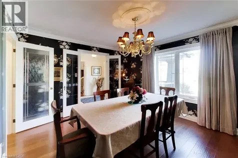 73 Lake Avenue Drive Stoney Creek ON L8G 1X7