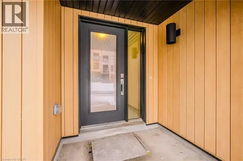 15 Urbane Boulevard Kitchener ON N2E 0H8