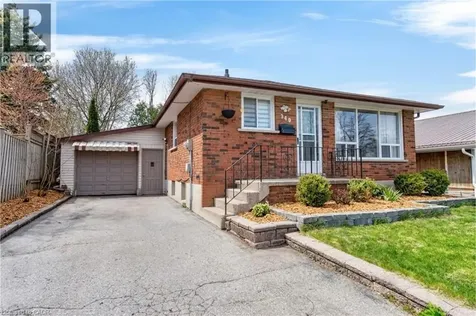 340 Fairlawn Street Oshawa ON L1J 4R3