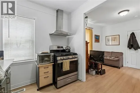 26 Albina Street Welland ON L3C 1P3