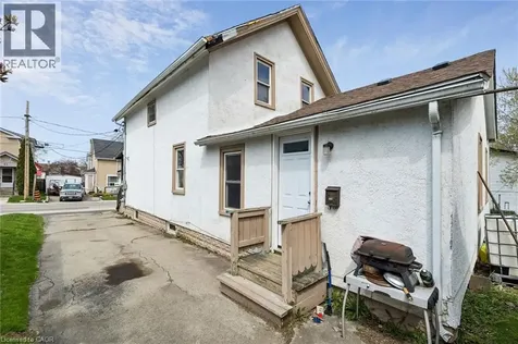 26 Albina Street Welland ON L3C 1P3
